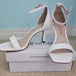 Dream Pairs Elegant White Heels